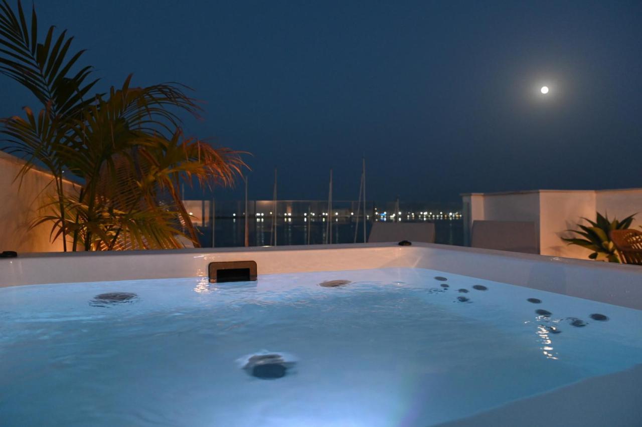 The Well View Apartment Preveza Exterior foto